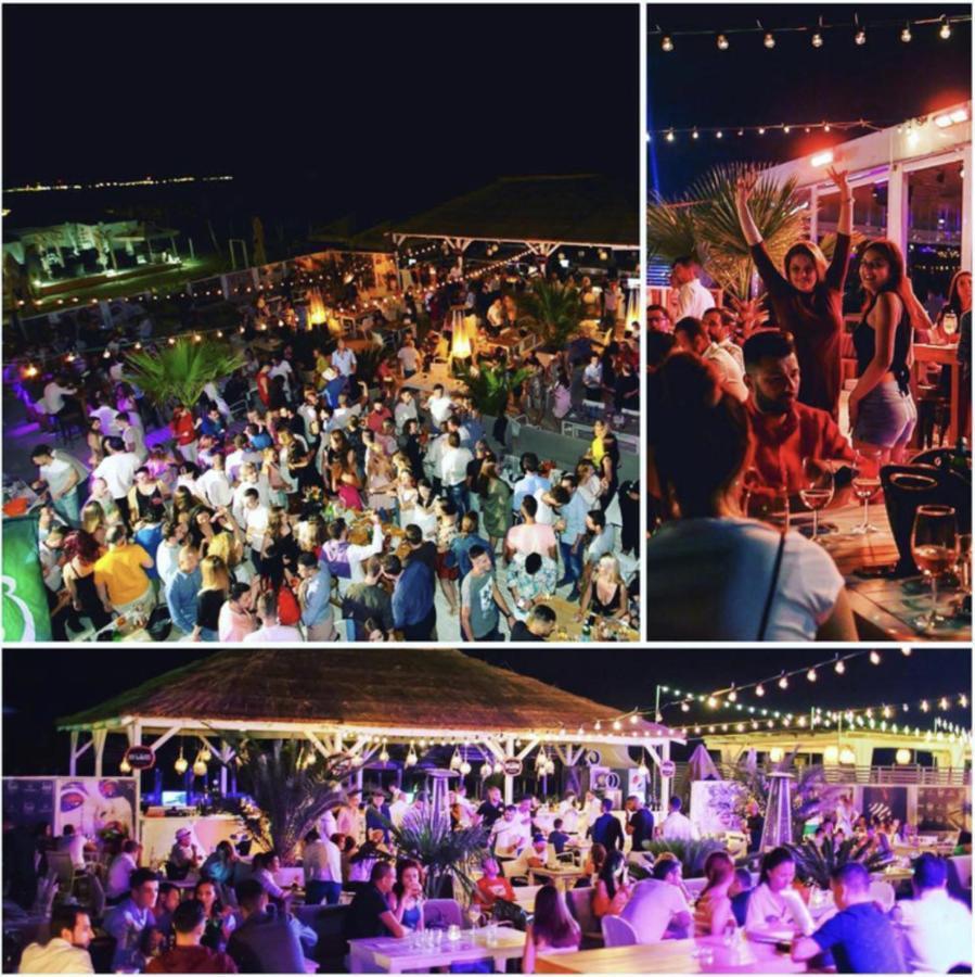 Caesar's Mamaia-nord Apartment *